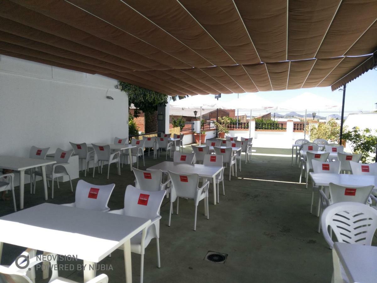Aderezo Hostal Restaurante La Zarza  Exterior photo
